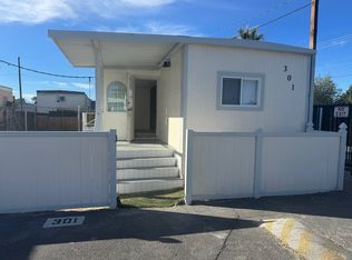 3975 E Lake Mead Blvd TRAILER 301, Las Vegas, NV 89115