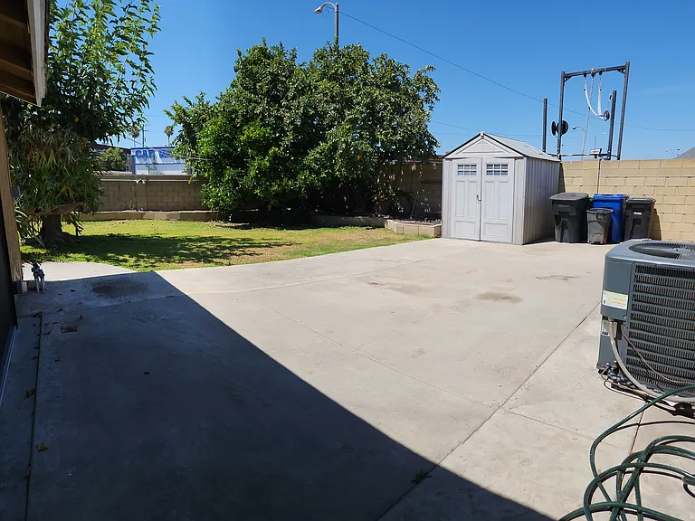 6081 Pamela Ln — Photo 19