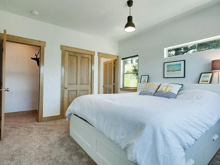 202 Nelson Dr — Photo 13