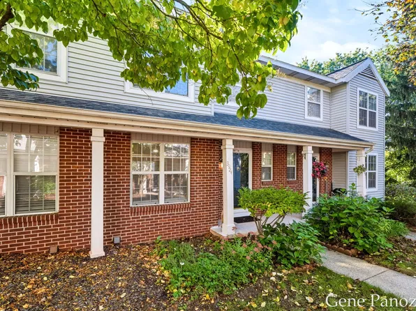 3924 Courtyard Pl SE, Grand Rapids, MI 49546