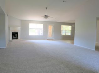 6571 Kempton St, Navarre, FL 32566