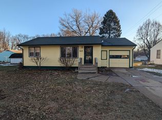 505 W 4th St, Wakefield, NE 68784