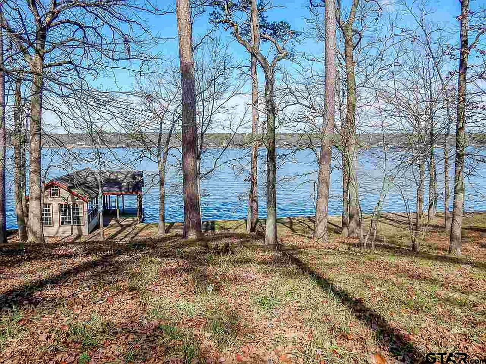 1st image of 14 Hickory Hill Ln