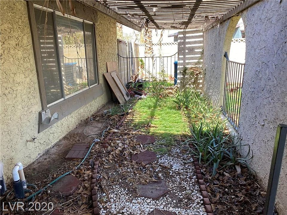 2nd image of 4235 El Cid Way