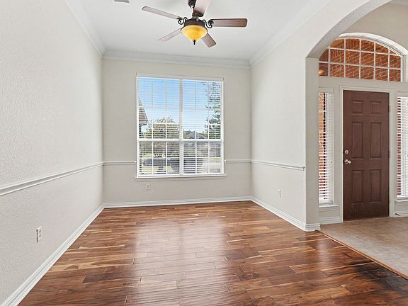 3rd image of 4056 Running Brook Dr