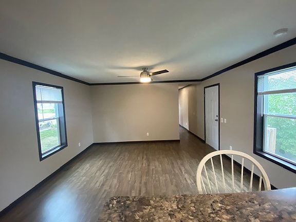 5th image of 12 Bradley Ln #Ab12