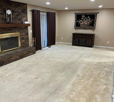 3rd image of 6108 Horizon Dr