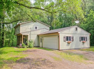 10431 Maple Rd, Hartland, MI 48353