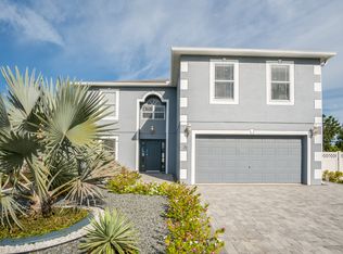 32 Catalina Ct, Kissimmee, FL 34758