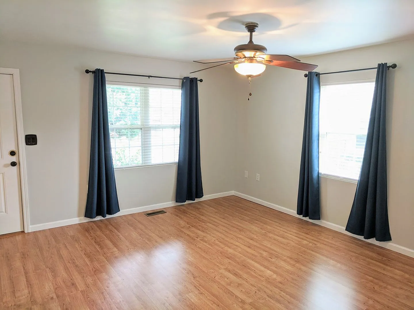 Spacious Ranch in MGSD — Photo 3