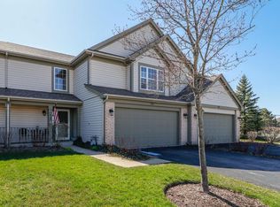 613 Arrowwood Ct, Lindenhurst, IL 60046