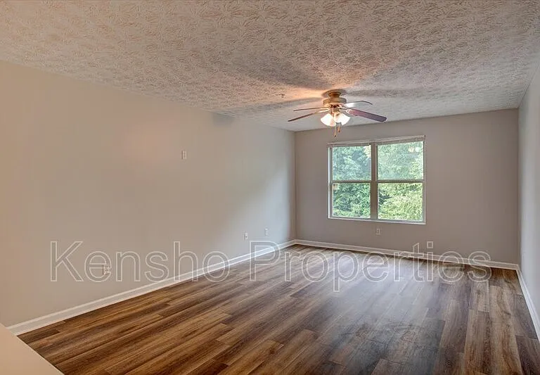 5302 Fairington Club Dr — Photo 4