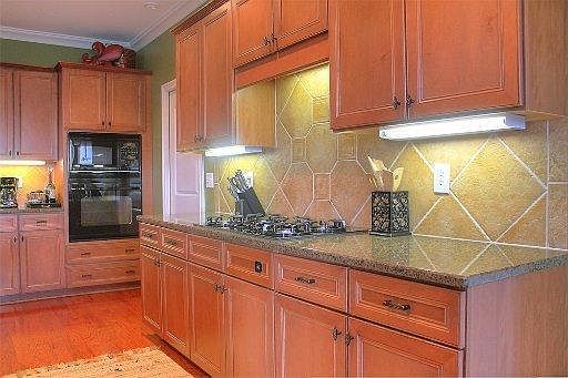4th image of 256 Brooke Valley Blvd