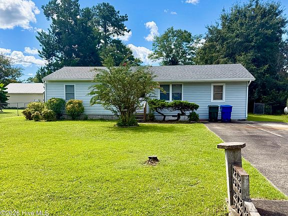 2nd image of 2802 Easy Street