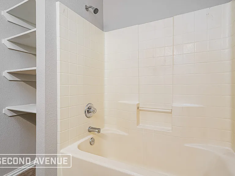4831 Tecate Ct — Photo 14