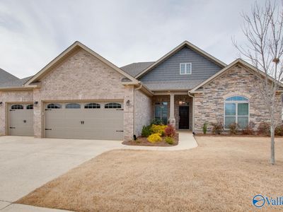 7608 Flint Crossing Cir, Owens Cross Roads, AL, 35763