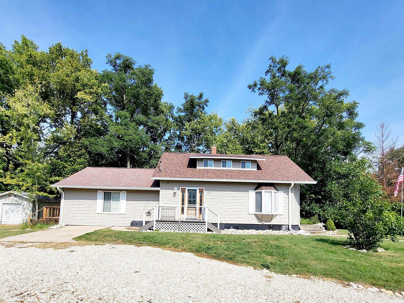 504 N Adams St, Lewistown, IL 61542 MLS PA1245624 Zillow