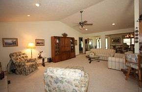 4th image of 200 Overton Dr