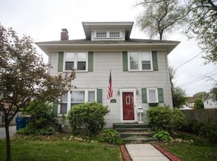 118 Parchmount Ave, Parchment, MI 49004