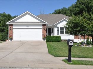 704 Old Stage Rd, Pleasant Hill, MO 64080