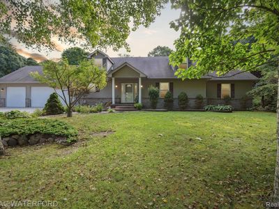 189 Pine River Rd, Saint Clair, MI, 48079