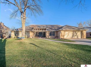 7420 N Hampton Rd, Lincoln, NE 68506