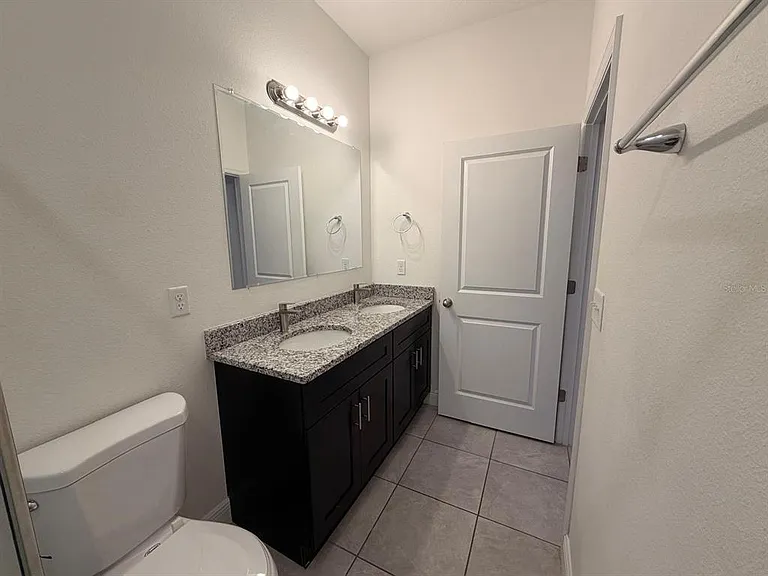 16100 SW 35th Ct — Photo 15