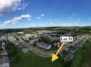 31 Silver Dr, Baraboo, WI 53913