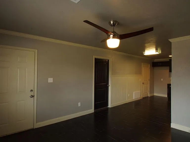 413 Winding Ln — Photo 4