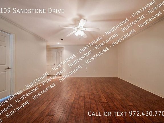 3rd image of 2109 Sandstone Dr