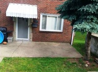 3925 Meadowbrook Blvd, Brentwood, PA