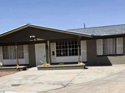 208 Viking Dr, El Paso, TX, 79912