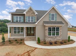 7622 Hawkins Ridge Dr, Stokesdale, NC 27357