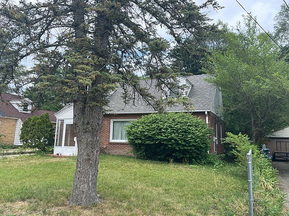 2nd image of 193 Hunter St