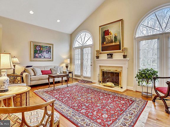 5th image of 3805 Village Park Dr