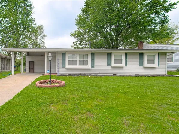 2010 N 34th St, Saint Joseph, MO 64506