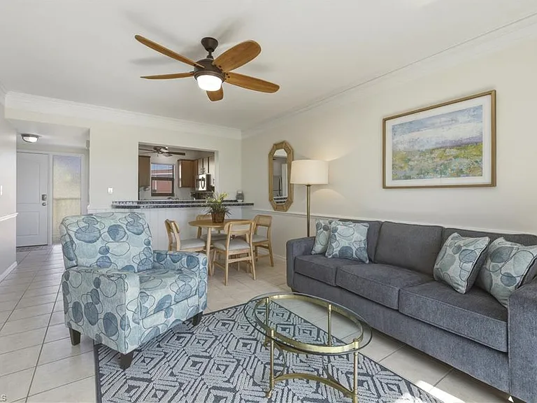 801 River Point Dr #303A — Photo 11