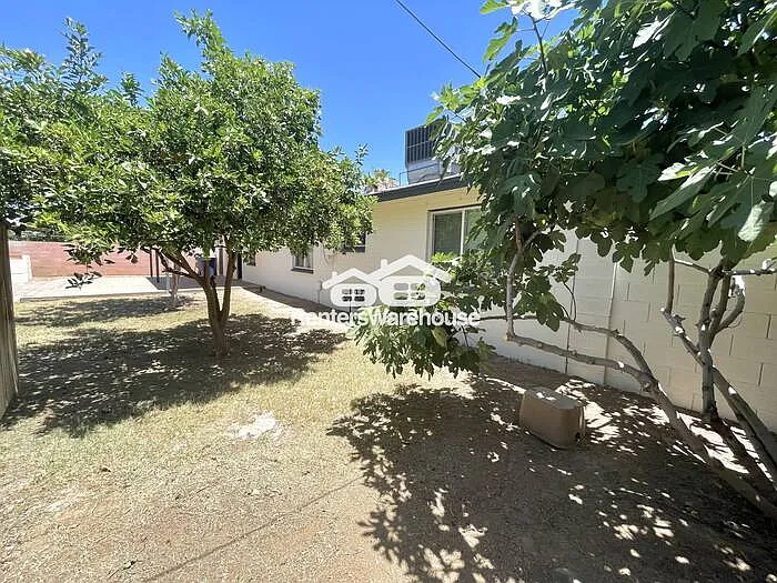 760 N Evergreen St — Photo 21