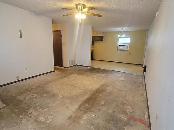 5th image of 601 Holsey Dr
