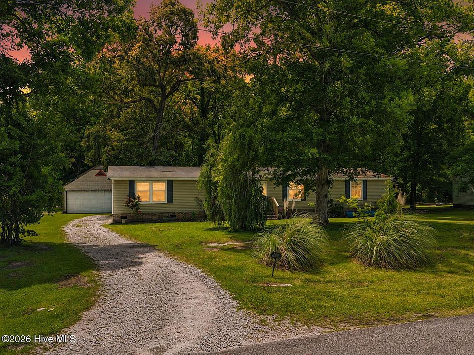 1st image of 8695 Old Forest Drive NE