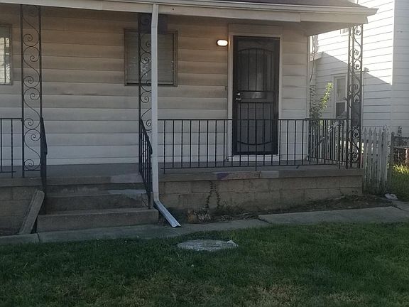 2nd image of 102 Notre Dame Ave
