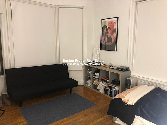 3rd image of 384 Commonwealth Ave APT 43