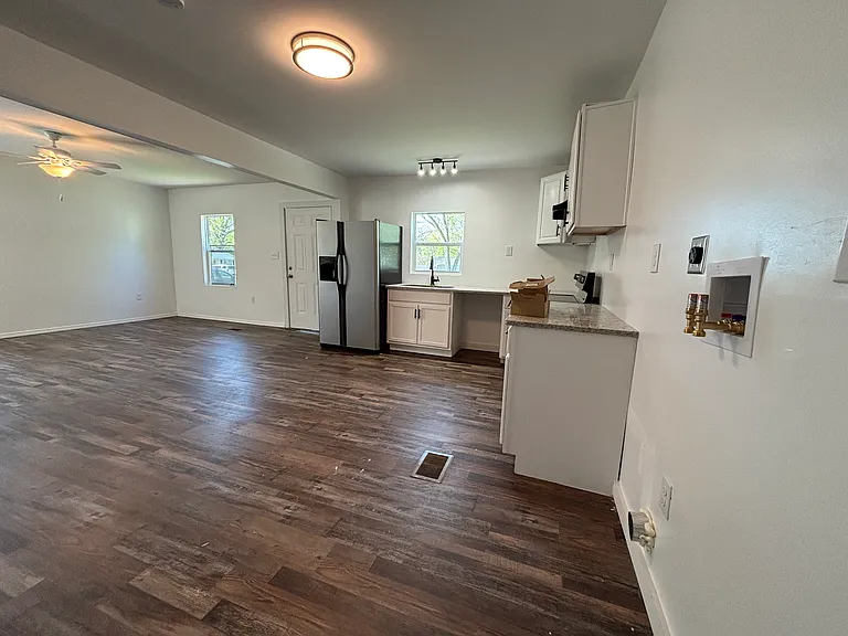 3008 Boswell Dr NW — Photo 7