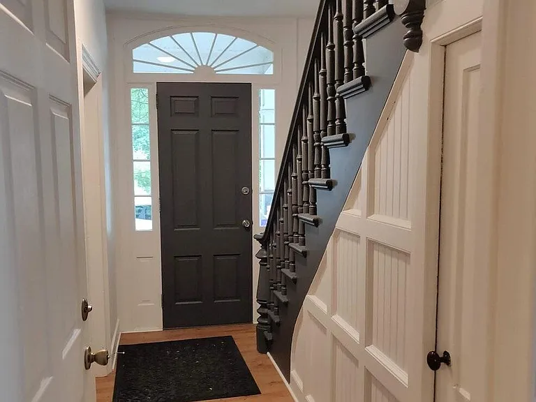 56 Seminary Ave — Photo 4