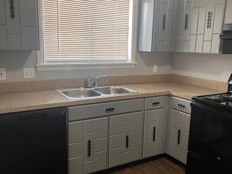 Parke East Townhomes — Photo 110