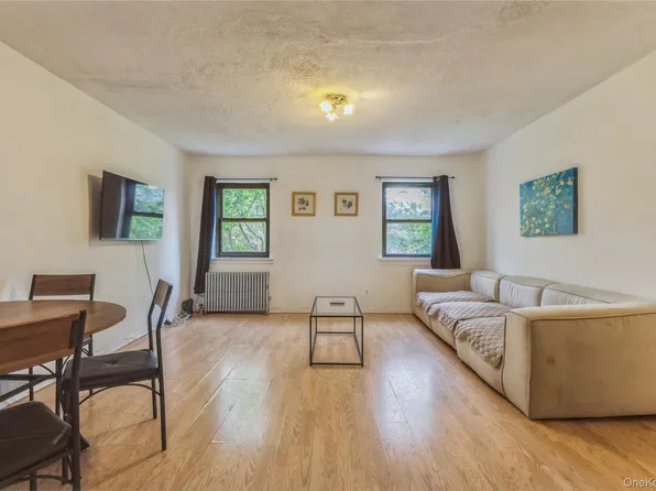 144-14 77 Road #3A, Kew Garden Hills, NY 11367