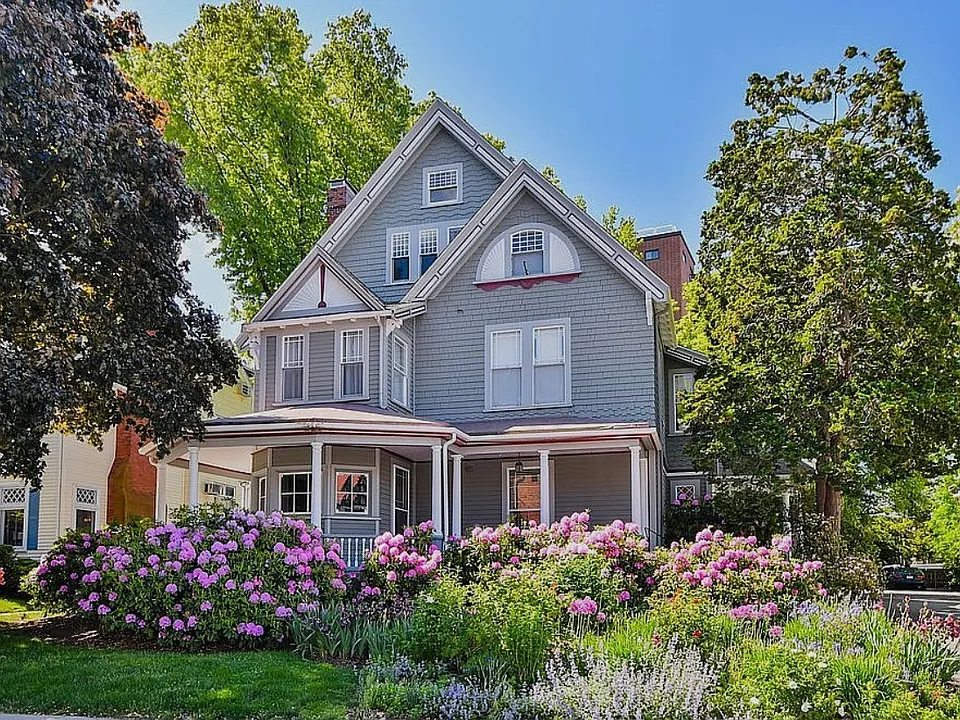 97 Sewall Ave #5