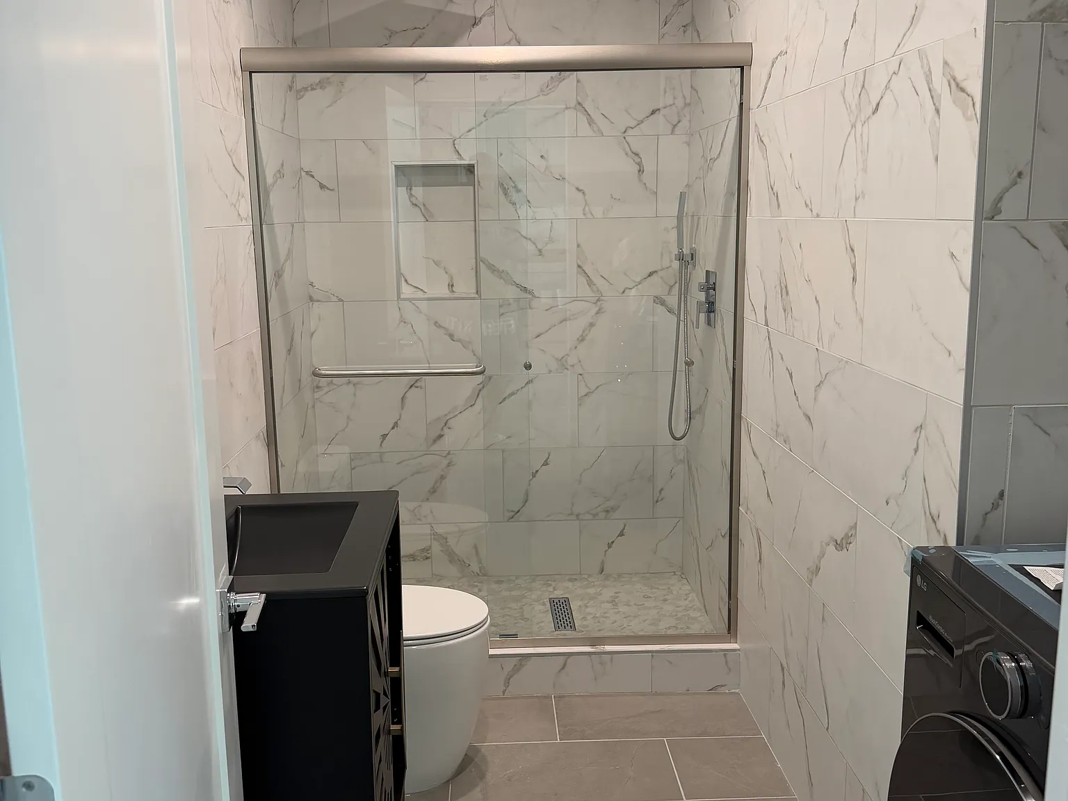 1 bed, 600 sqft, $2,500 — Photo 3