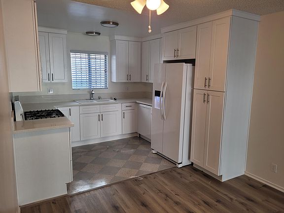 2nd image of 7050 Waring Ave #2
