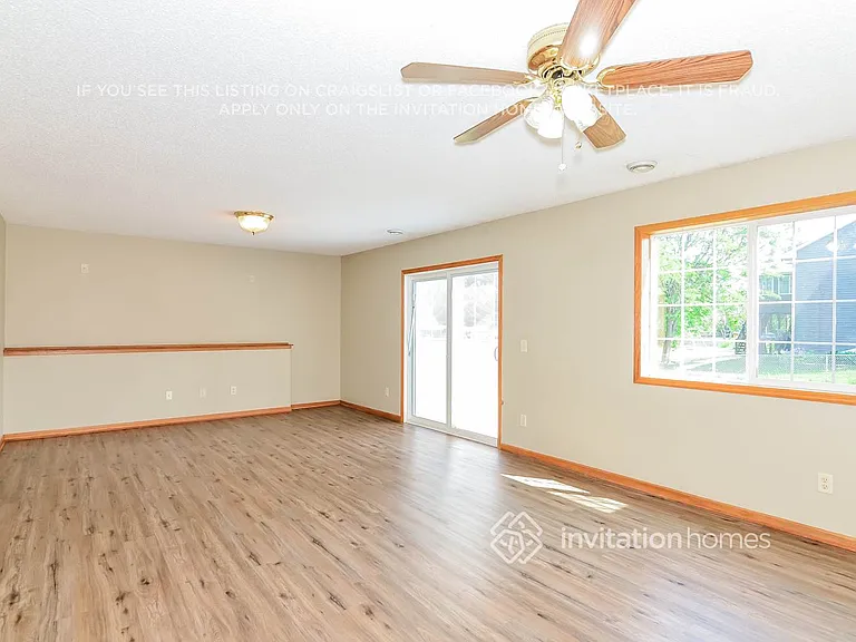 930 118th Ln NE — Photo 11